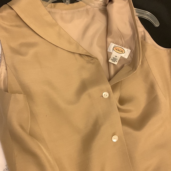 Talbots v neck back - satin and wool - Picture 6 of 9